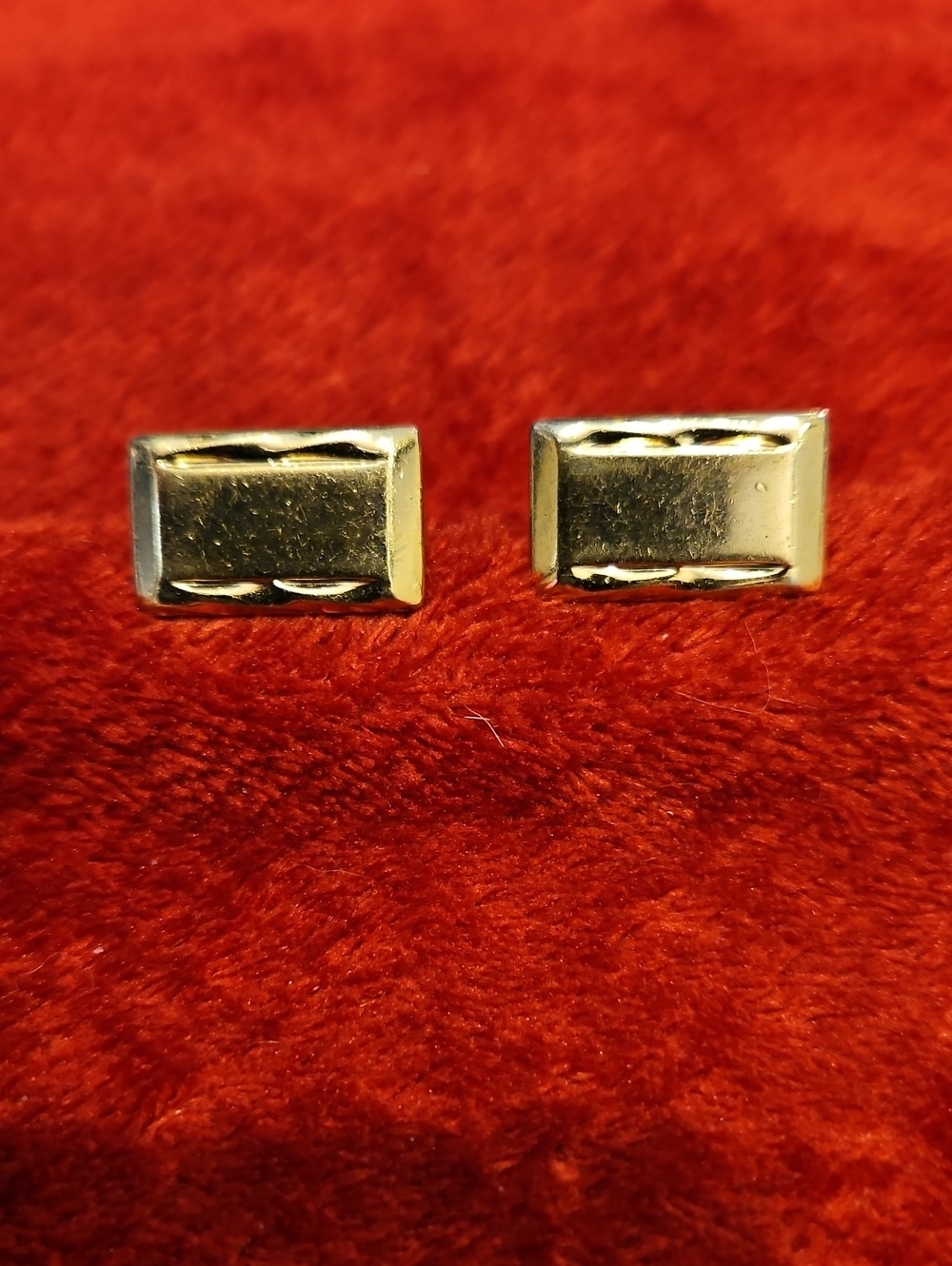 Vintage Classic Gold Tone Rectangular Cuff Links - Men's Accessories
